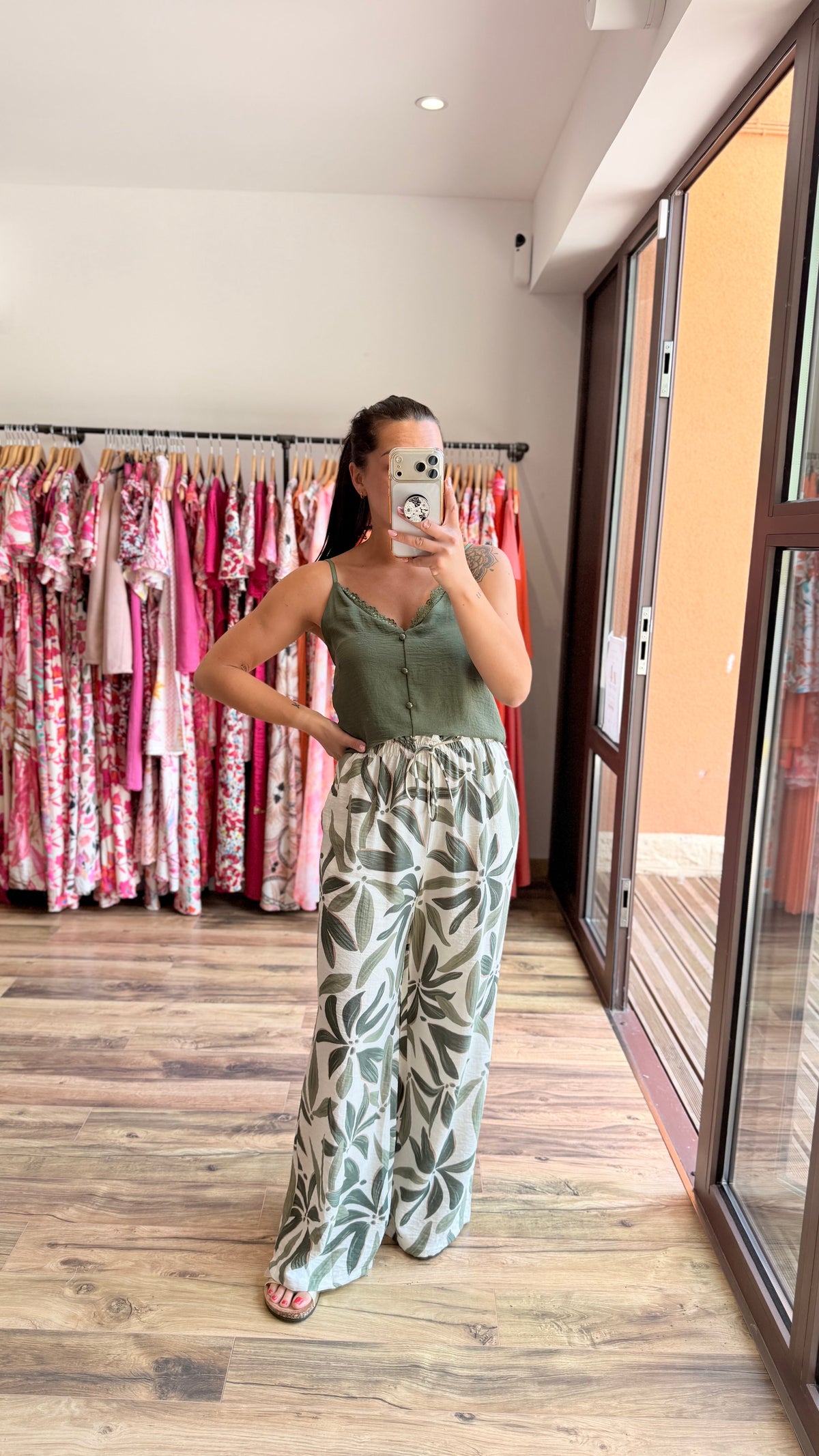 Top Hosa kaki Curvy