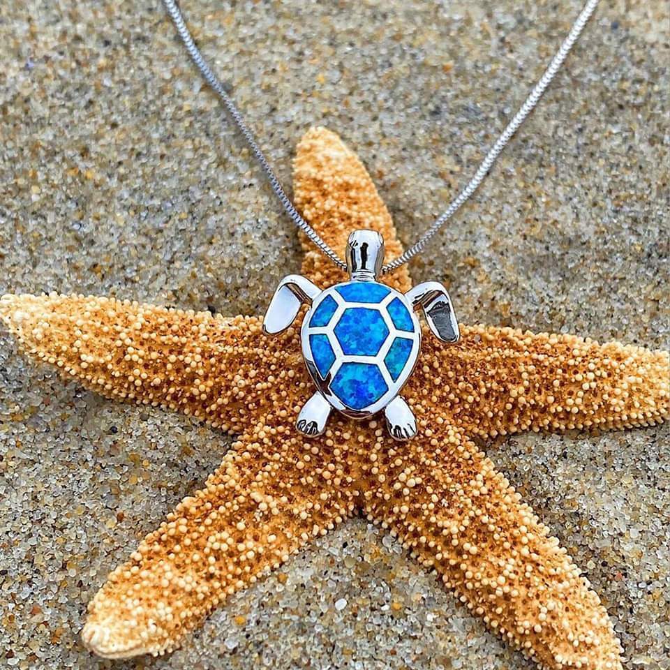 Parure Collier et Boucles d'Oreilles Tortue de Mer en Opale et Argent