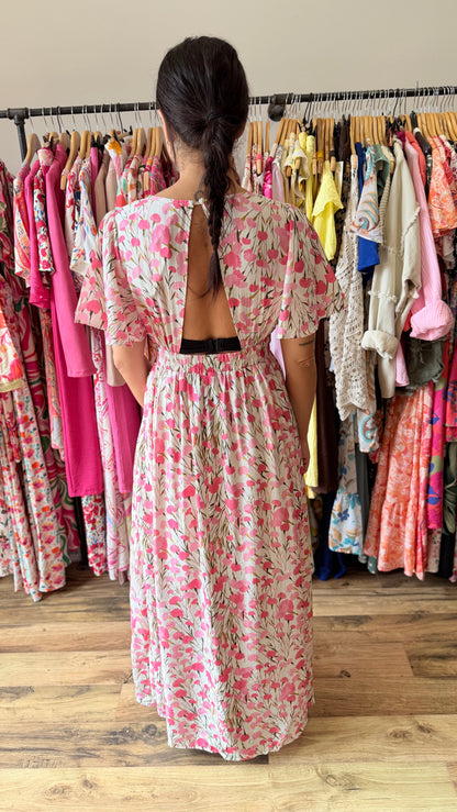 Vêtements longue Finda Curvy (dos ouverte)