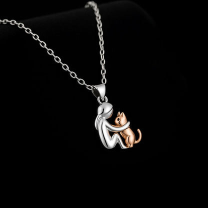 Collier Pendentif Câlin de Chat avec Boucles d'Oreilles Assorties en Cadeau – Offre à Durée Limitée