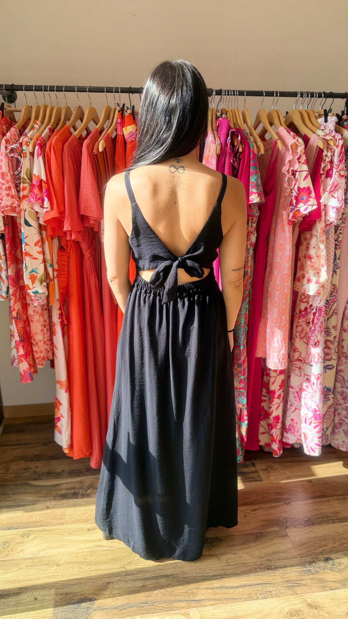 Vêtements longue Molly negra Curvy