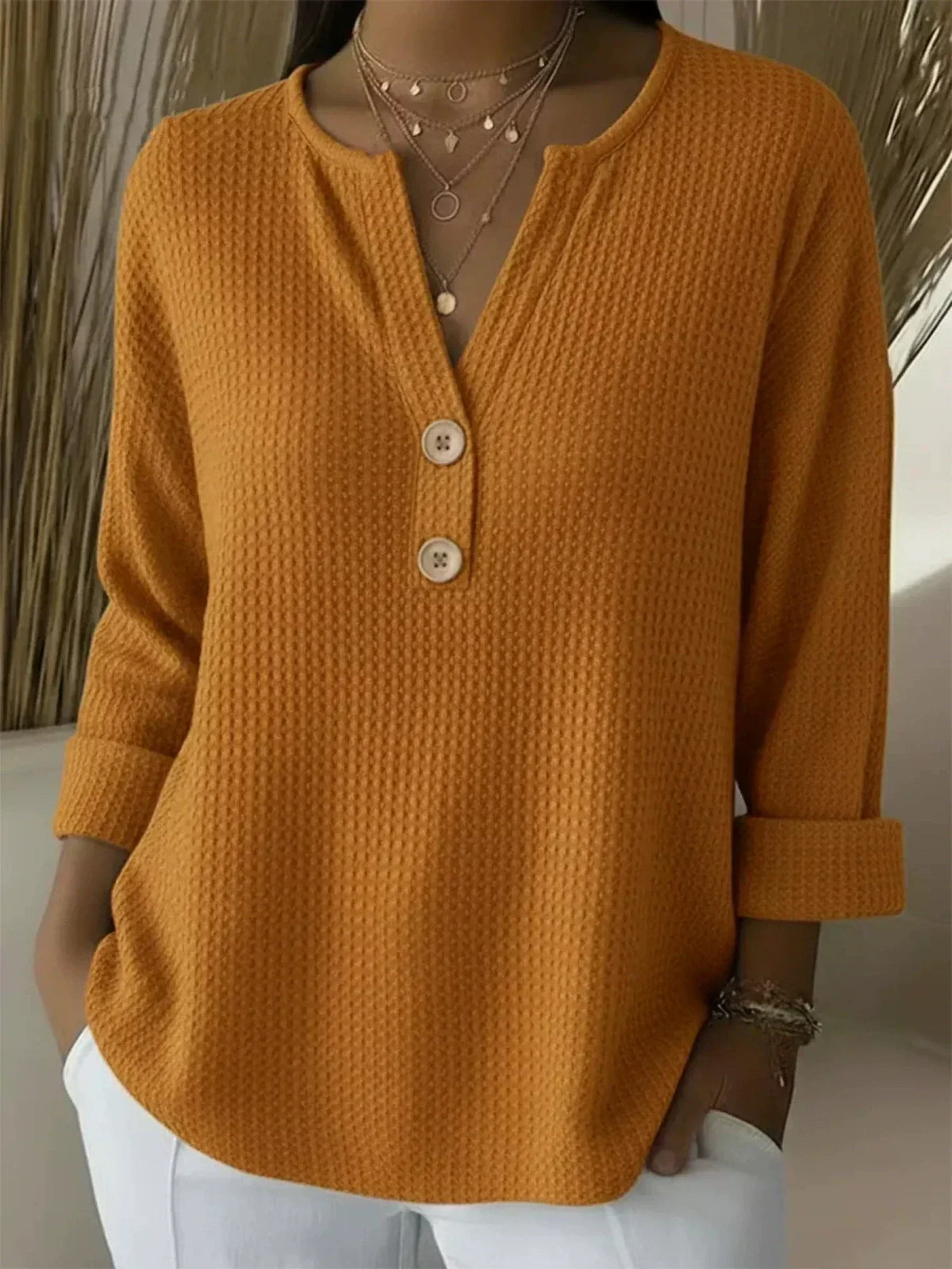 Lucia | T-shirt Henley à Texture avec Boutons