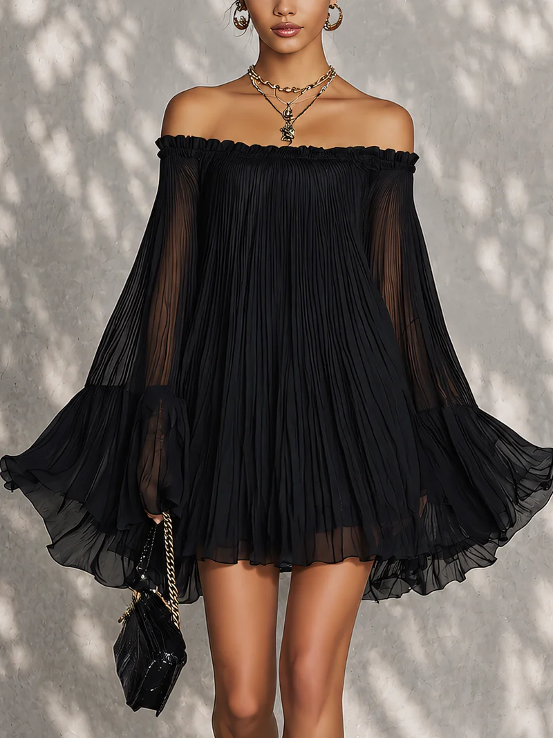 Robe Court Noir à Manches cloche et Volants