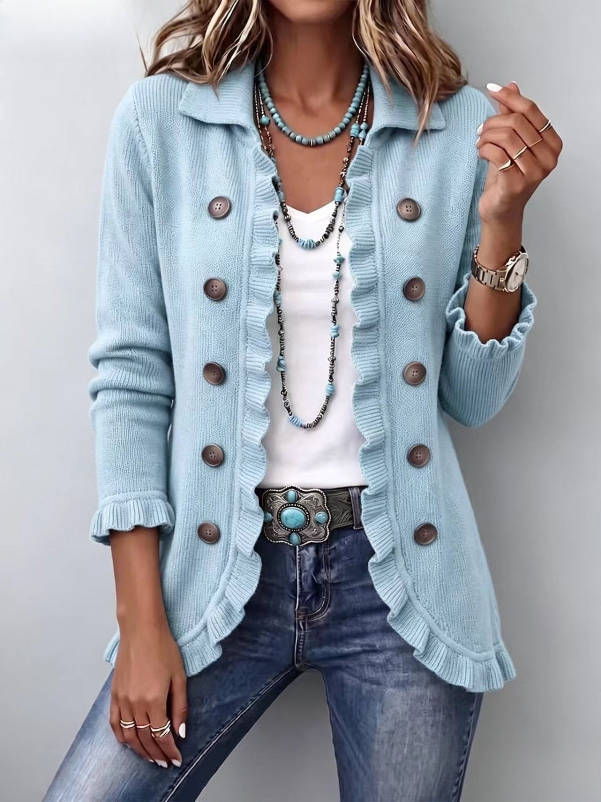 Veste en maille bleu poudré à volants Aurore